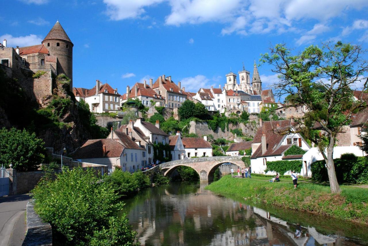 Hotel Du Commerce Semur-en-Auxois Esterno foto