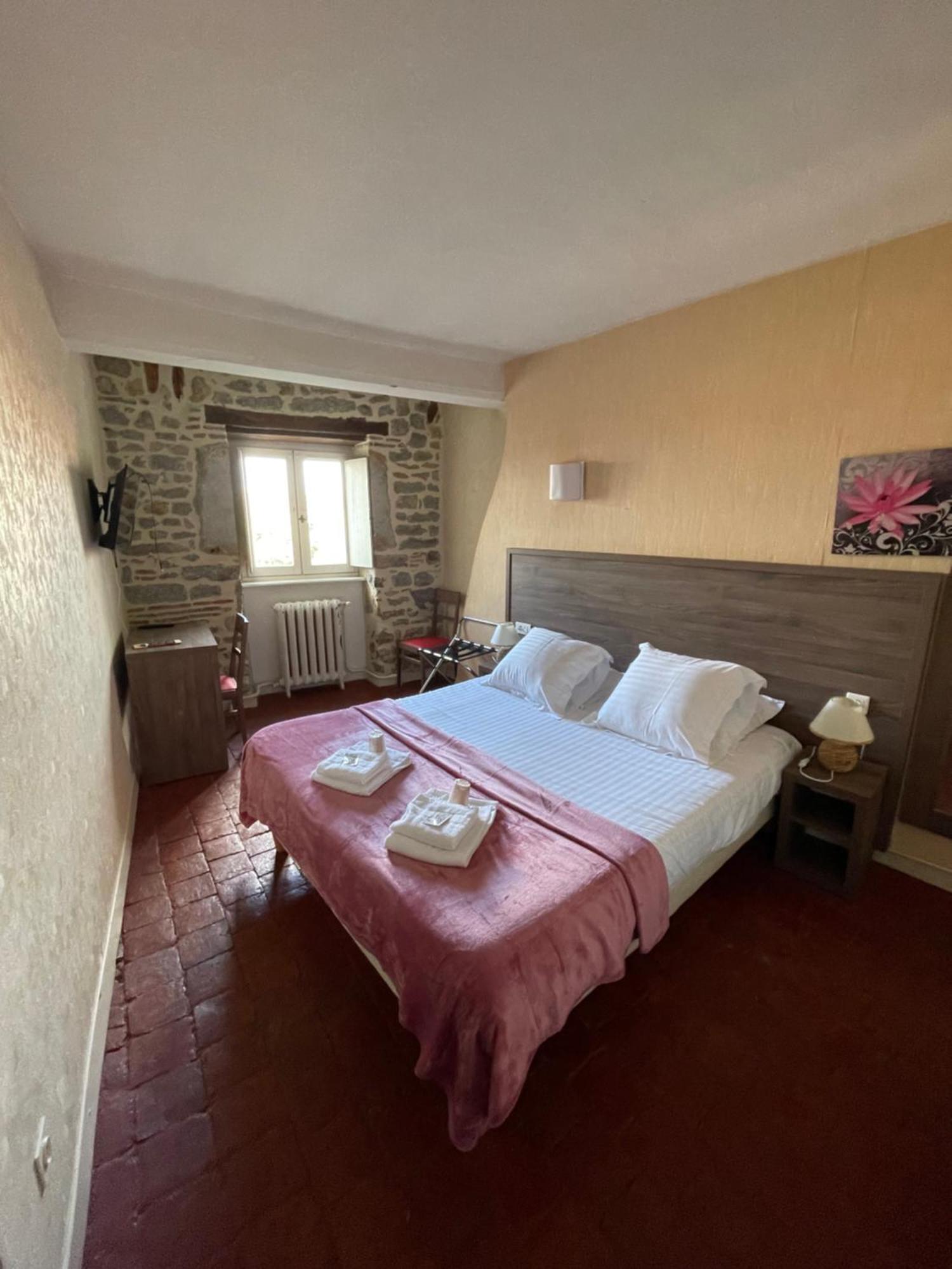 Hotel Du Commerce Semur-en-Auxois Esterno foto